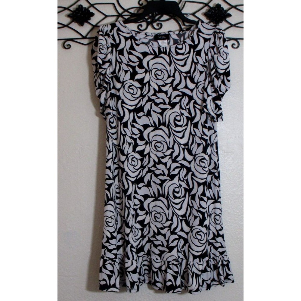 Msk Women's Knit Dress Size S Multicolored Floral Short Sleeve Round Neck